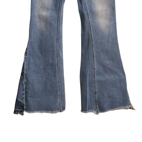 Vervet High Rise Patchwork Raw Hem Flare Leg Jeans Sz 28 - Picture 3 of 11